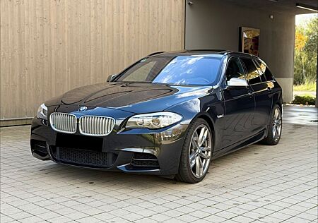 BMW M550d Xdrive HUD Pano Kamera 360*