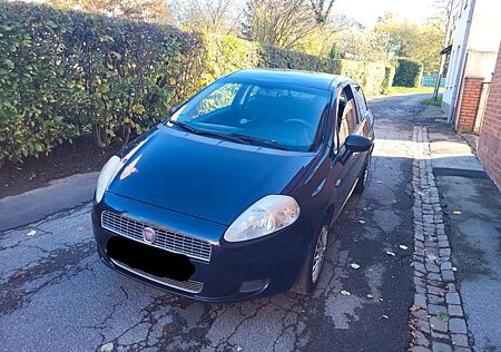 Fiat Grande Punto 1.2 8V Active 2 Hand TÜV 10.2027