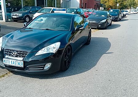Hyundai Genesis Coupe 2,0 "Klimaautomatik,SHZG,Alu 19"