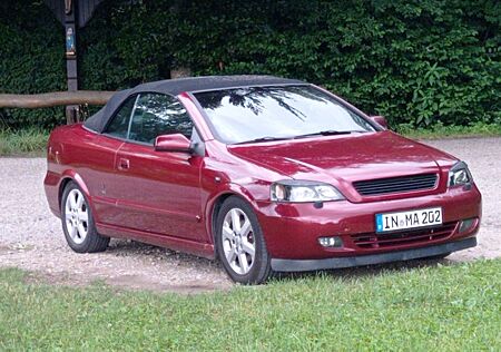 Opel Astra Cabrio 2.2 -