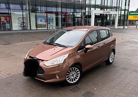 Ford B-Max 1,0 EcoBoost 74kW S/S Titanium, Top