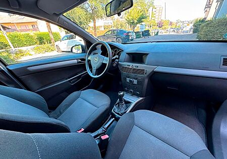 Opel Astra 1.9 CDTI 74kW