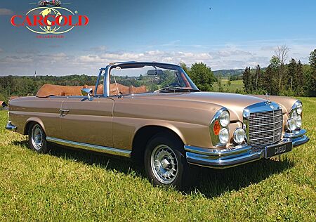 Mercedes-Benz 280 SE 3.5 Cabriolet, 1. Hand! Orig. 125.737 km