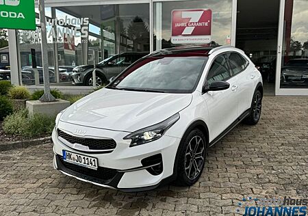 Kia XCeed 1.6 T-GDI DCT7 Black Xdition Klima Navi