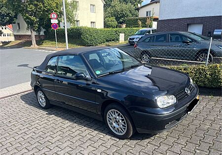 VW Golf Volkswagen 2.0 Classicline Cabriolet Classicline