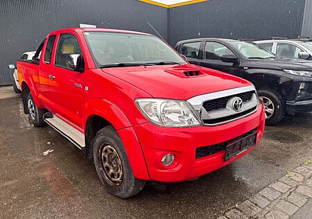 Toyota Hilux Extra Cab 4x4