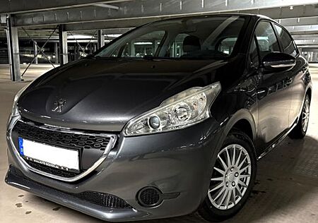 Peugeot 208 Active Pure Tech 82 M5