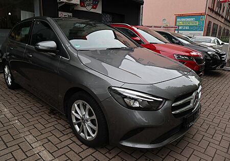 Mercedes-Benz B 220 4Matic/Panorama/Leder/ 360° Kamera/LED