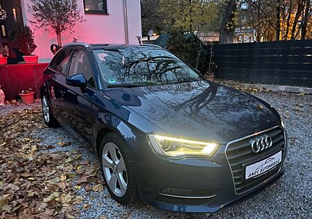 Audi A3 2.0 TDI S tronic Ambiente Sportback