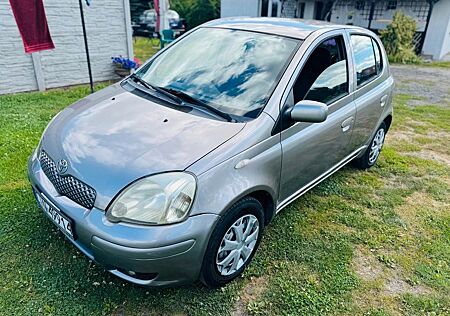 Toyota Yaris 1.0 Sol AC