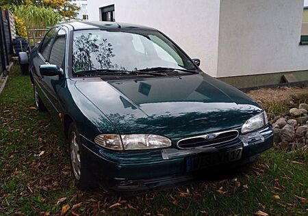 Ford Mondeo 2.0 16V Ghia Ghia MK1