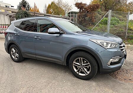 Hyundai Santa Fe Family 2WD*7-SiTZER*KAMERA*DAB