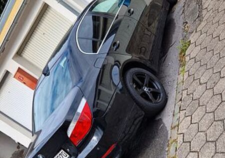 BMW 520i A -