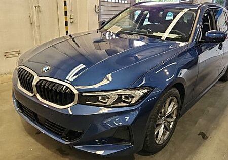 BMW 318 d Touring*PANO*ACC*AHK*LED*WIDESCREEN*