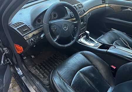 Mercedes-Benz E 320 CDI T AVANTGARDE Avantgarde