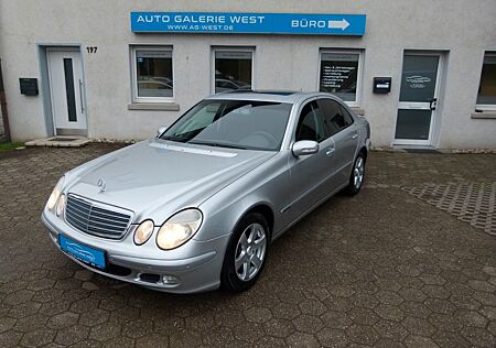 Mercedes-Benz E 200 Kompressor*Navi*Schiebedach*SHZ*PDC*