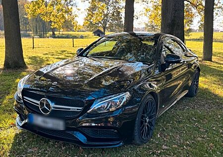 Mercedes-Benz C 63 AMG Mercedes-AMG C 63 S Scheckheft gepf.