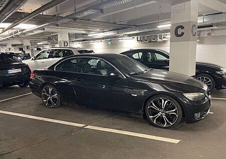 BMW 320i Cabrio -