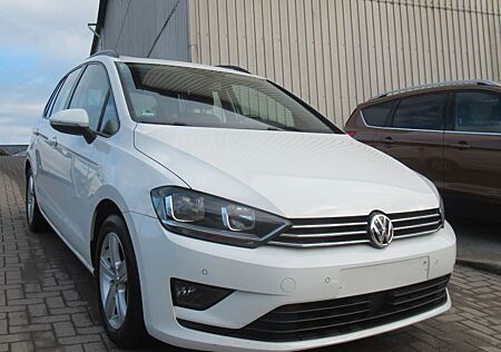 VW Golf Sportsvan Volkswagen - KLIMAAUT.-AHK-PANO-2xPDC-1.HAND
