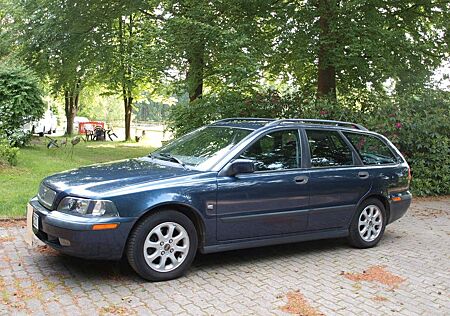 Volvo V40 1.8 Comfort, TÜV 2027, AHK, LPG