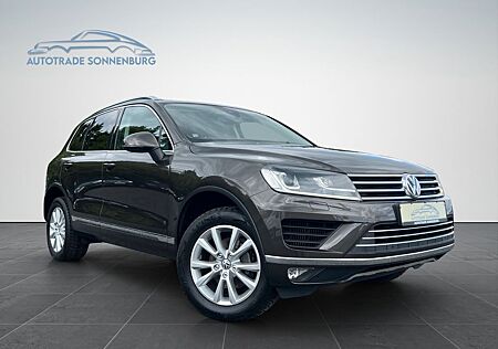 VW Touareg Volkswagen V6 TDI BMT/TerrainTEC 4Mot/AHK/BIXENON