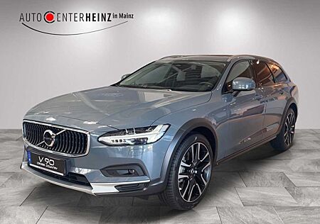 Volvo V90 Cross Country Plus, B4 AWD Mild-Hybrid, Dies