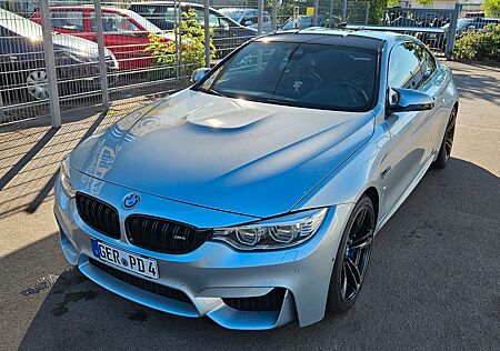 BMW M4 Coupé F82 / DKG / Deutsches Fahrzeug