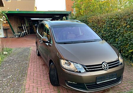 VW Sharan Volkswagen 2.0 TDI SCR 135kW DSG Highline Highline