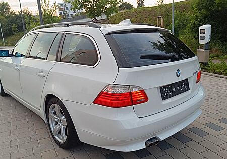 BMW 530i touring -