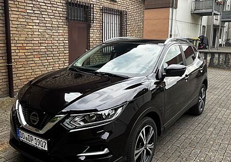 Nissan Qashqai 1.6 DIG-T N-CONNECTA N-CONNECTA