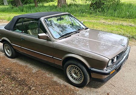 BMW 325i Cabrio VFL Chrom H-Kennzeichen Oldtimer