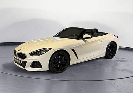 BMW Z4 sDrive30i M Sport H&K Head-Up Display
