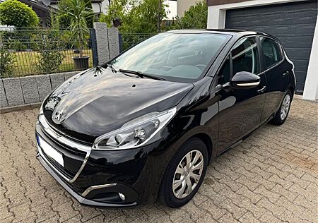 Peugeot 208 PureTech 82 Active Active