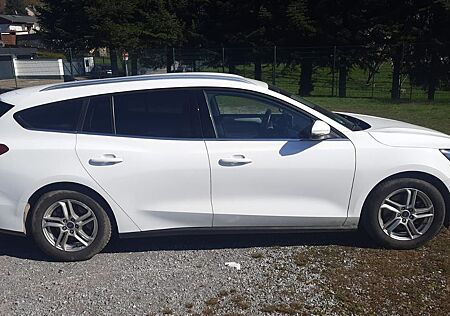 Ford Focus Turnier Cool & Connect