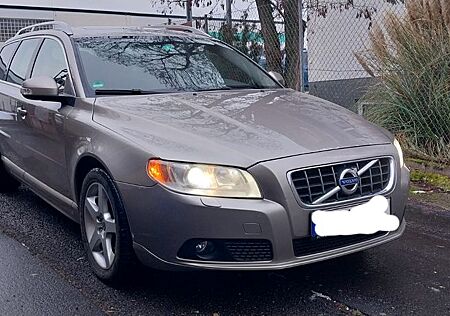 Volvo V70 Kombi Summum/2.0/ATM 92TKM/LEDER/GEPFLEGT