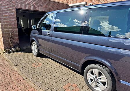 VW T6 Multivan Volkswagen / Euro 6 edblue / AHK abnehmbar/
