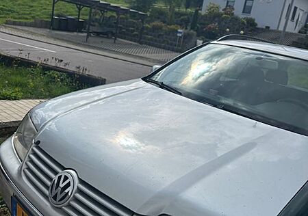 VW Bora Volkswagen 1.9TDI 96kW Highline Variant Highline