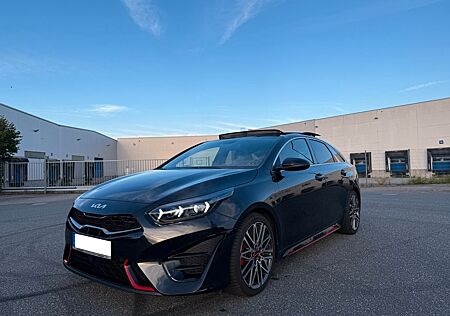 Kia Pro_ceed pro_cee'd / ProCeed 1.6 T-GDI DCT GT|BASTUCK|JBL