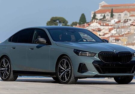 BMW 520i A -