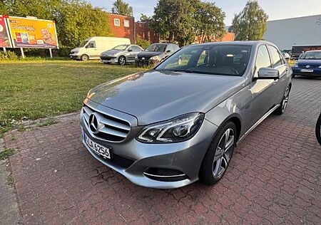 Mercedes-Benz E 250 CDI 4MATIC AVANTGARDE Autom. AVANTGARDE