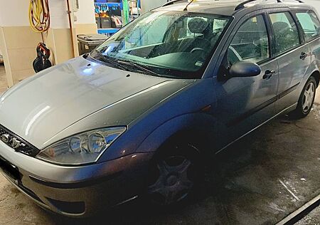 Ford Focus 1.6 Tunier