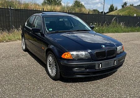 BMW 328i -