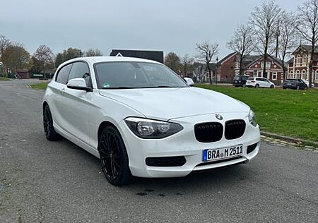 BMW 116i Advantage/ 2. Hand / 94.000km