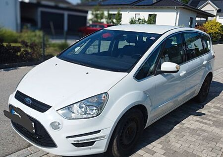 Ford S-Max 2,0 TDCi 120kW DPF Titanium PowerShift...