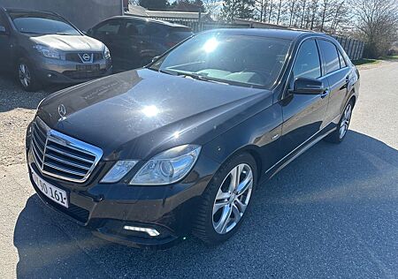 Mercedes-Benz E 350 3.0 Limousine CDI BlueEfficiency