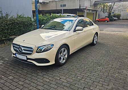 Mercedes-Benz E 220 d AVANTGARDE Autom. AVANTGARDE