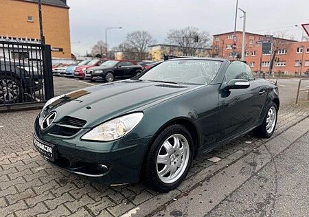 Mercedes-Benz SLK 200 Kompressor Roadster RENTNERFHRZ.*