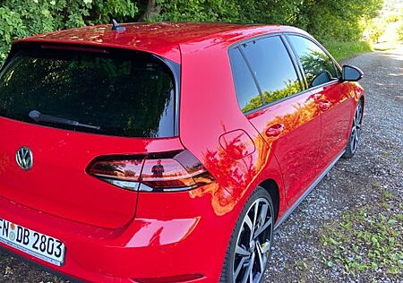 VW Golf Volkswagen 2.0 TSI GTI GTI