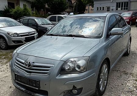 Toyota Avensis 2.0 Sol Liftback