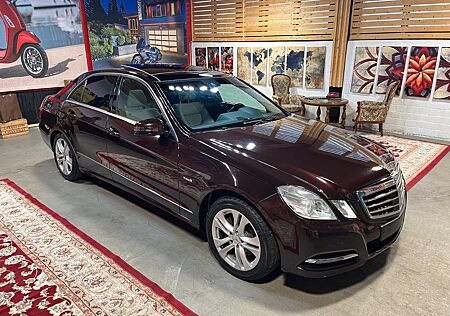 Mercedes-Benz E 350 CDI Avantgarde, Automat, LED, Pano, Leder